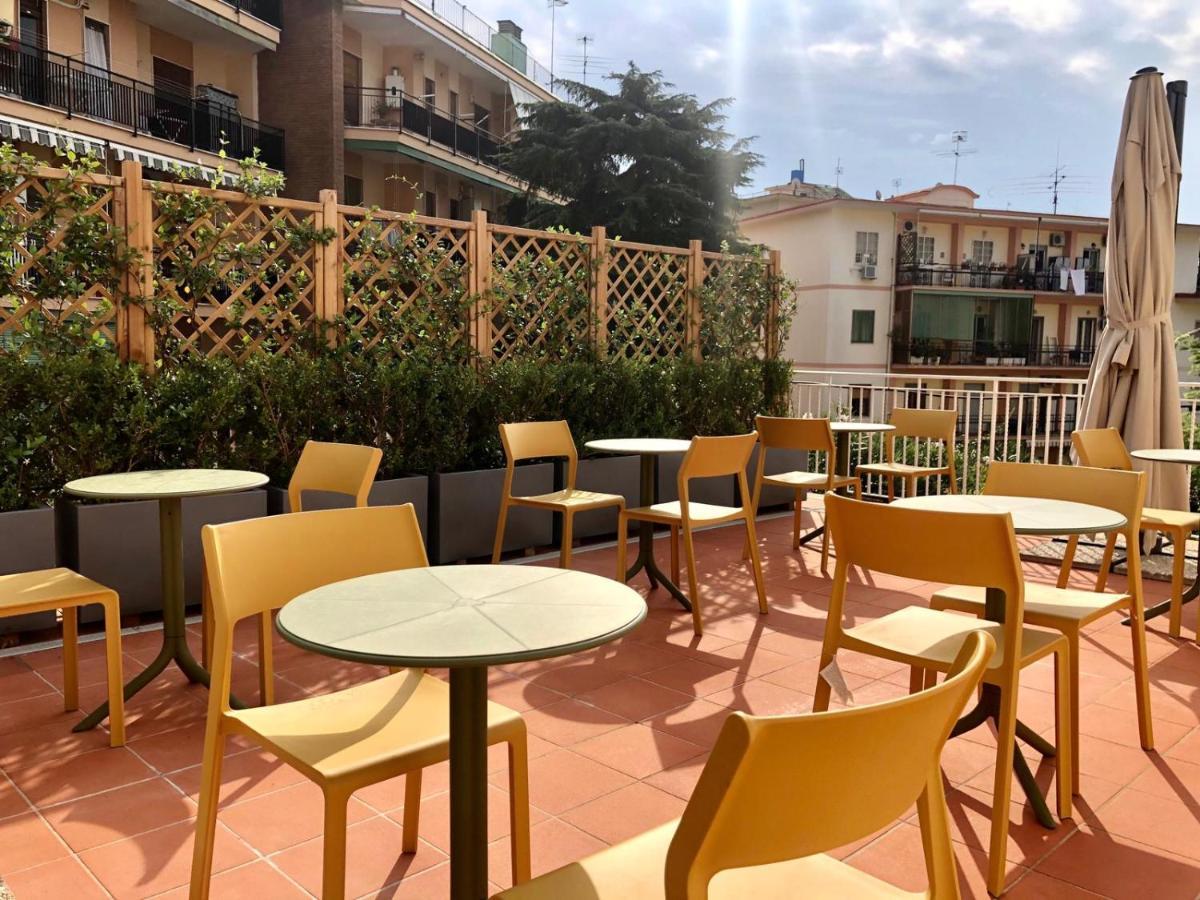 Relais Villa Montedonzelli เนเปิลส์ ภายนอก รูปภาพ