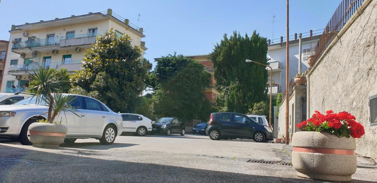 Relais Villa Montedonzelli เนเปิลส์ ภายนอก รูปภาพ